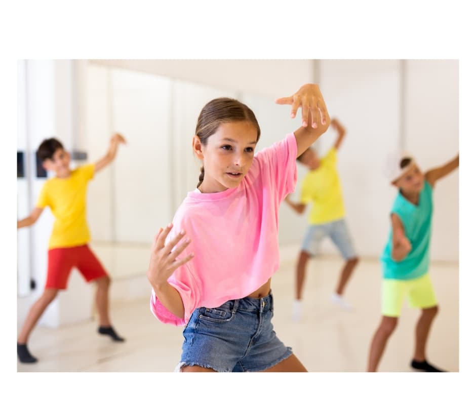 Kreativer Modern Dance & Tanzimpro ab 7 J. - Flowmotion Moabit