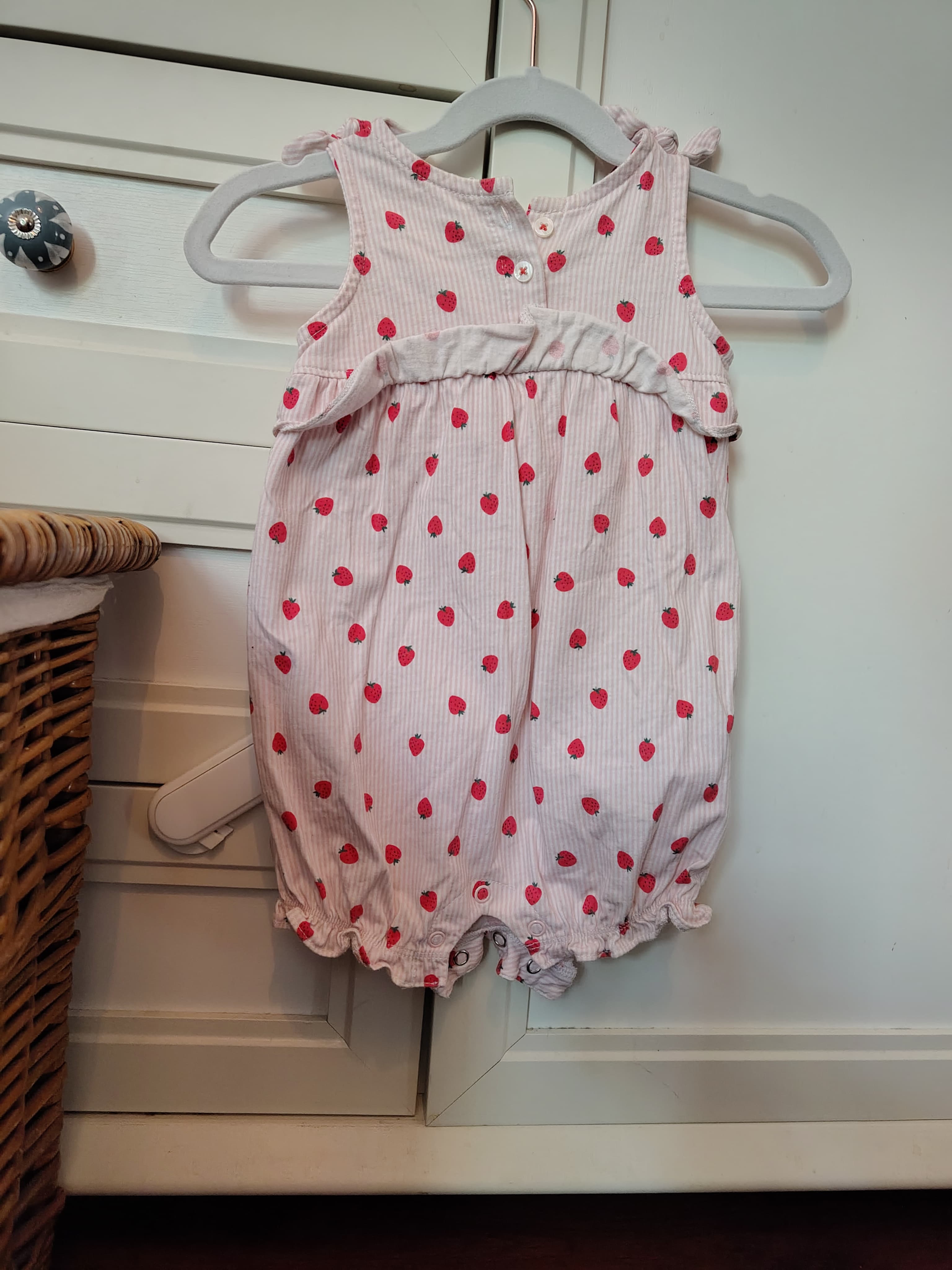 Süsses Babydoll Strampler von Carter's