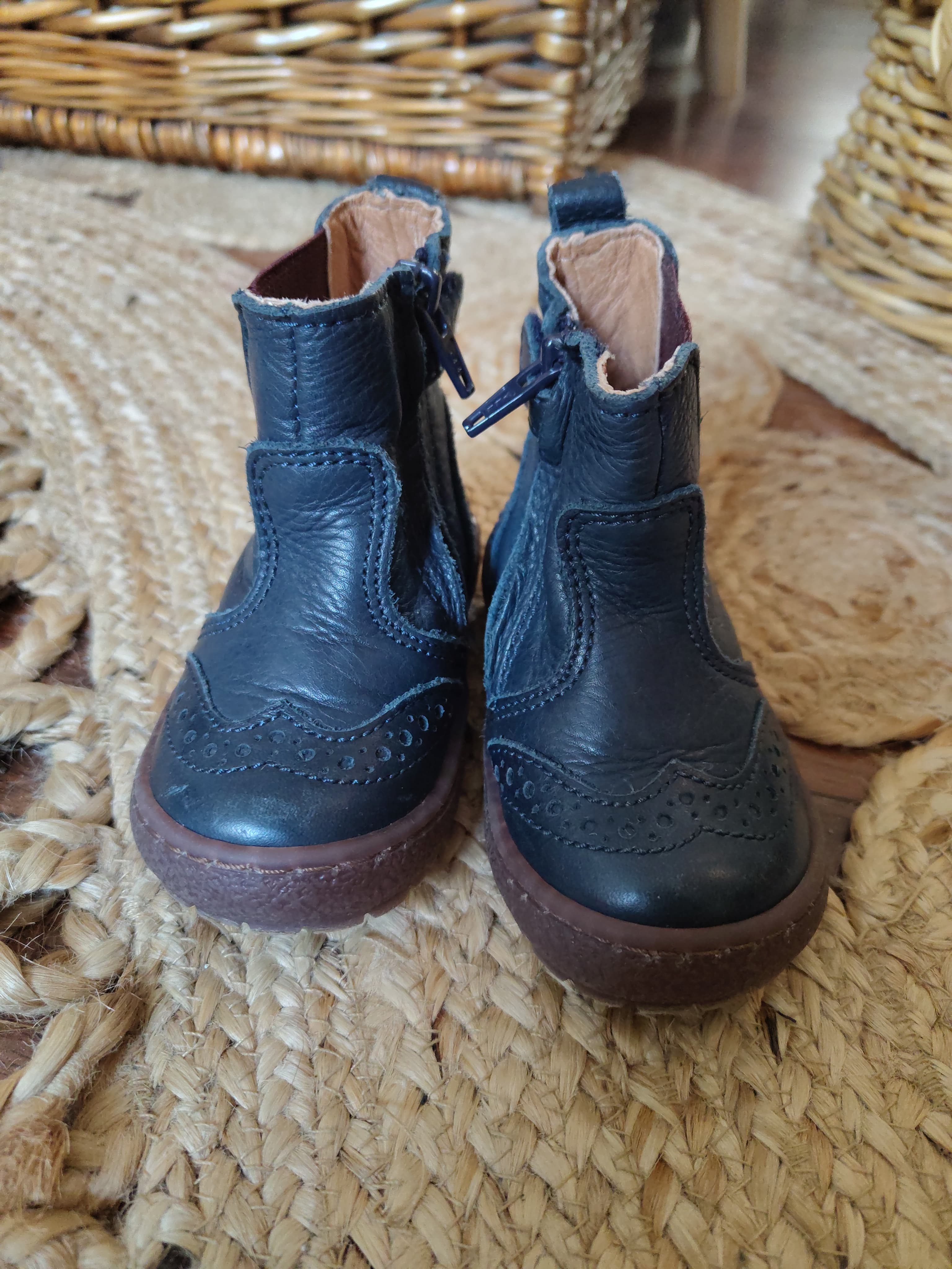 Sehr coole Leder Chelsea Boots Gr. 20